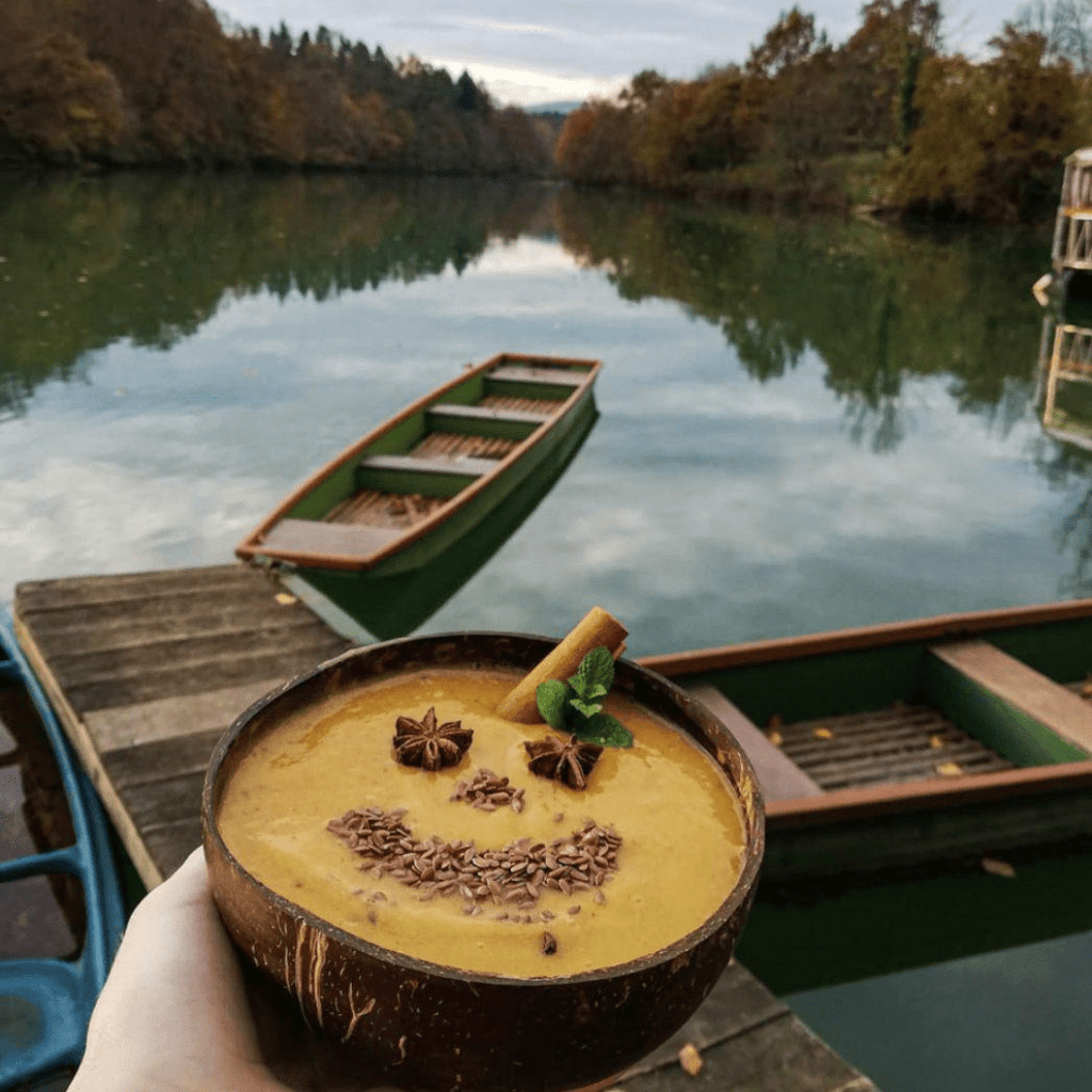 Naravna kokosova skleda - Brušena kokosova lupina - Chef Bruni